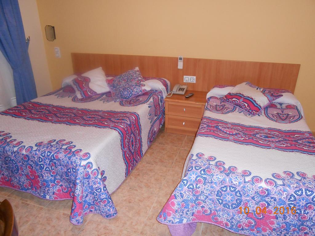 Apartahotel Los Hermanos Ocaña Eksteriør billede