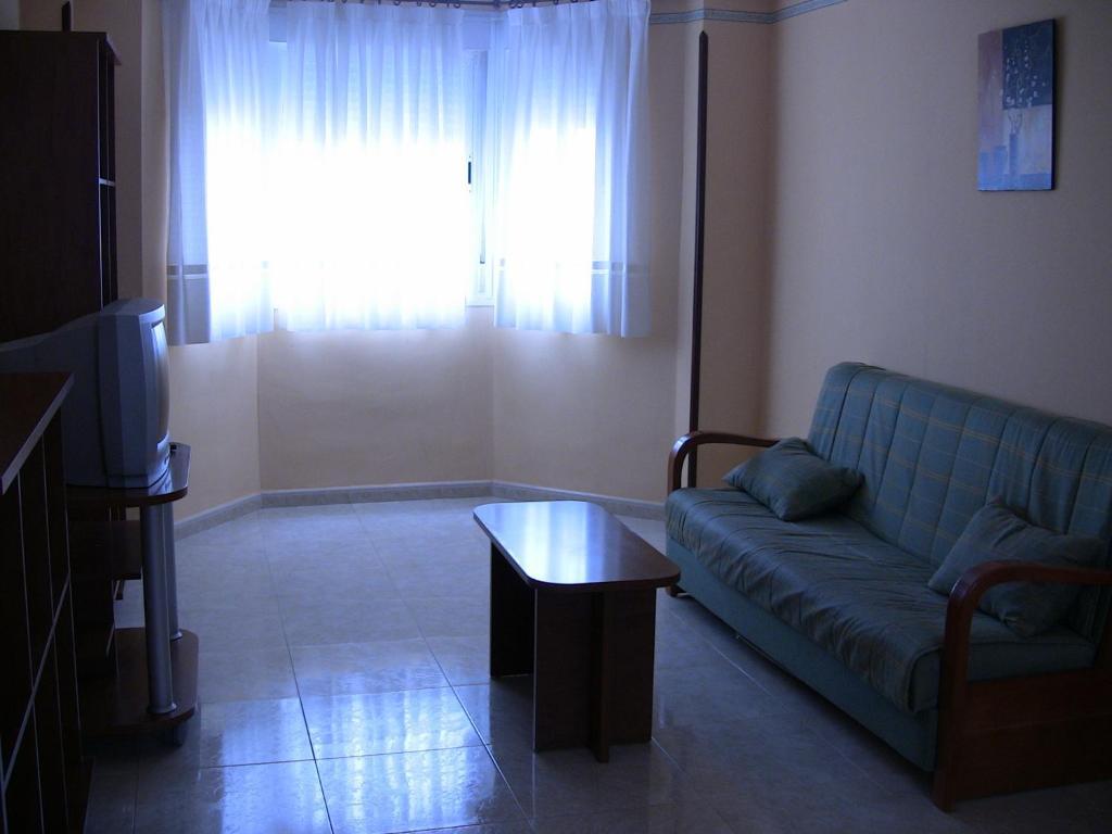 Apartahotel Los Hermanos Ocaña Værelse billede