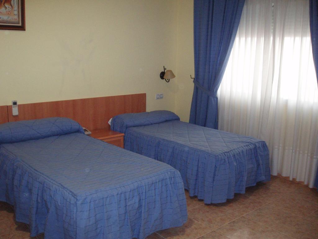 Apartahotel Los Hermanos Ocaña Eksteriør billede