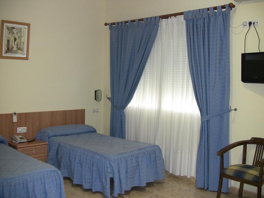 Apartahotel Los Hermanos Ocaña Eksteriør billede